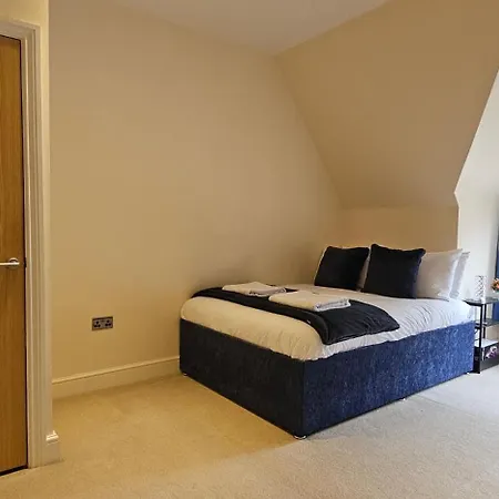 Modern Town Centre Flat 11 At Christchurch Park Ipswich Exterior photo